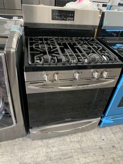 Frigidaire 30” gas stove In stainless steel open box