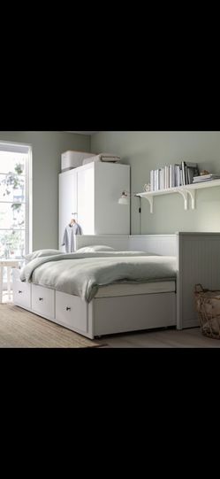 IKEA daybed 3 Drawers