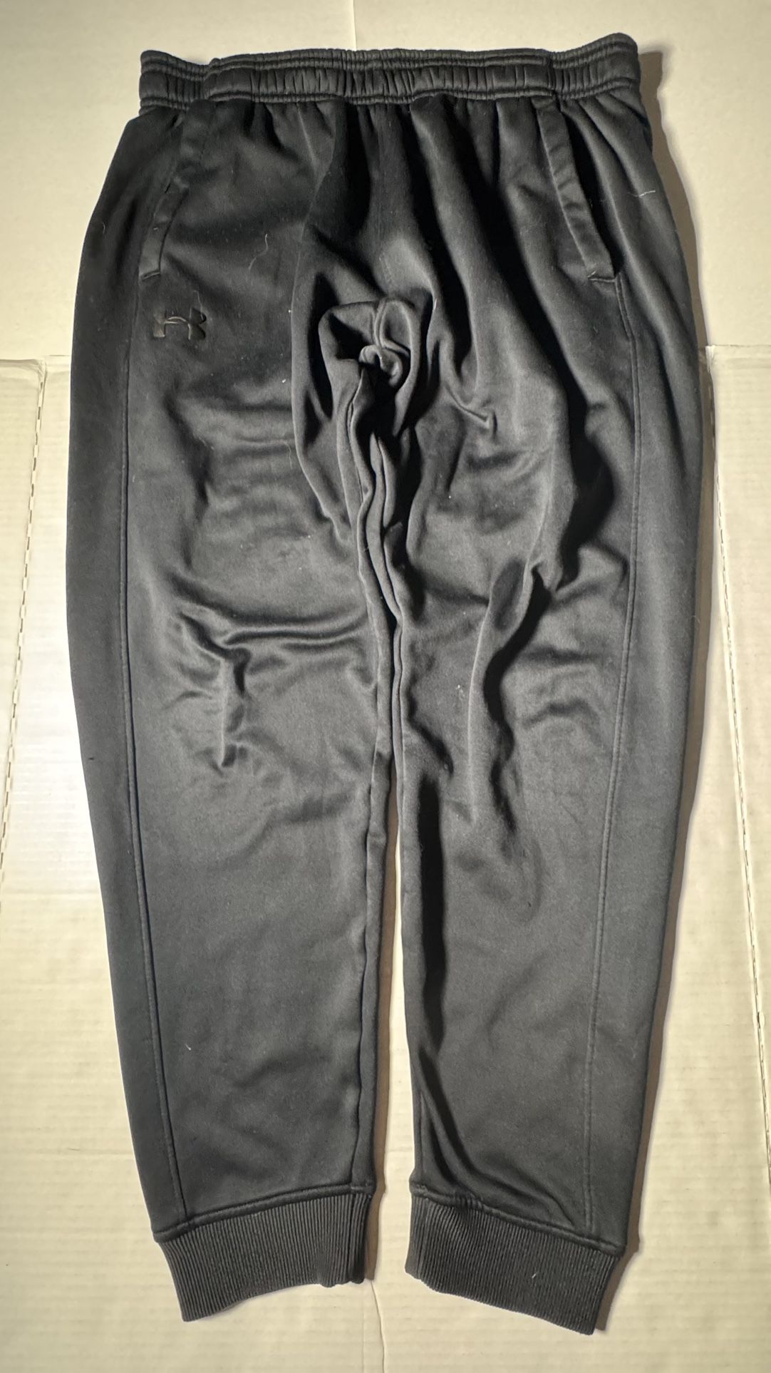 Pre Owned Good Under Armour Cold Gear Joggers Loose Fit Printed Black Men Size Large