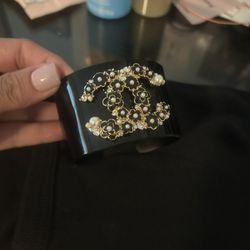 CCHLL Beauty Sample 