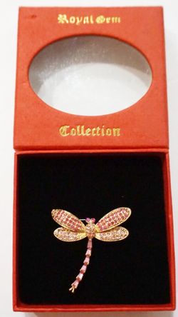 Pink dragonfly pin