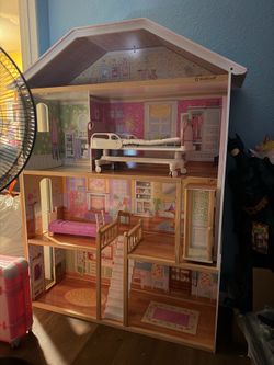 Barbie house