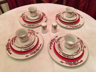 22 piece China set