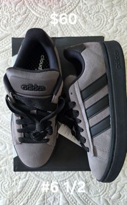 Adidas Low-Top Sneakers Size 6.5