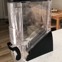 Bulk Food Storage Dispenser