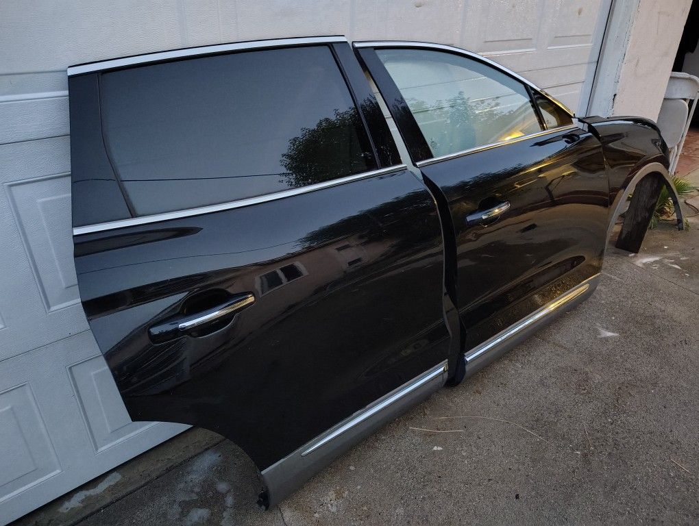 2018 Lincoln MKX Reverse Parts Doors OEM