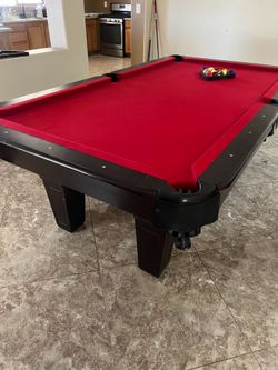 Pool table