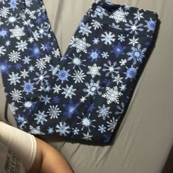 Cuddl Duds Snowflake Leggings 
