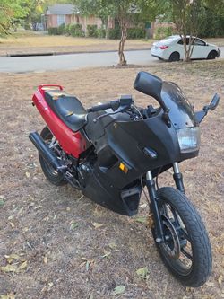 pre-2008 generation Kawasaki Ninja 250R (specifically the EX250-F model).