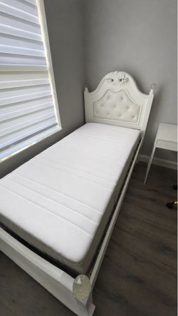 IKEA VALEVÅG Twin Pocket Spring Mattress