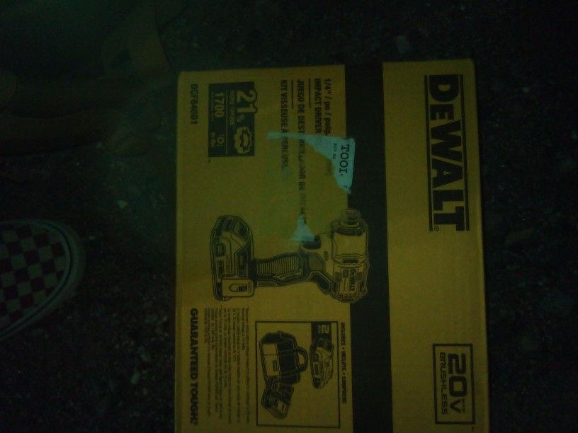 dewalt 20v brushless impact drill