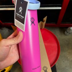 Pink Hydroflask