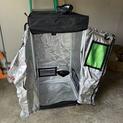 Green room Growing Tent Plants 