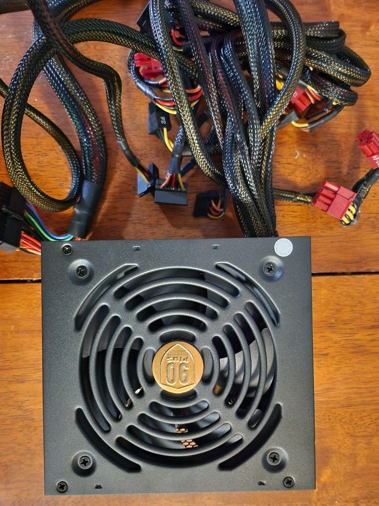 750 Watt PC power Supply