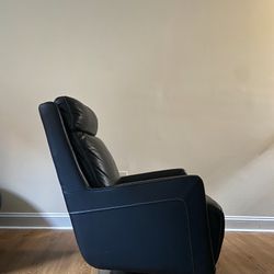 Black Leather 360 Chair