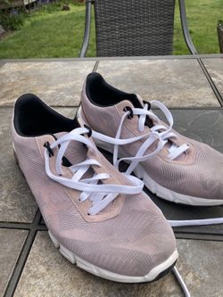 ASICS size 11.5 Women’s shoes