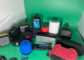 Lot of 15 Bluetooth portable speakers all are are working and fully functional