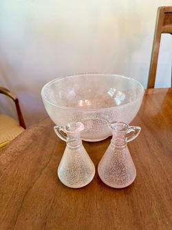 Salad bowl and wine and vinegar set