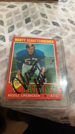 Marty Schottenheimer signed card