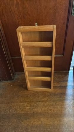 Hanging wall shelf