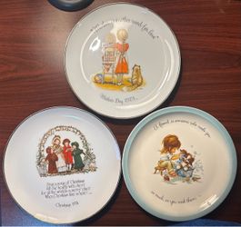 Vintage Holly Hobbie / American Greetings Oversized Collector Plates – Complete Set of 15
