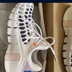 Nike Woman Shoes 