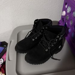 Timberlands boots size 7.5 women’s 