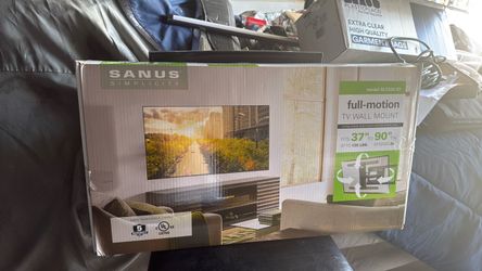 Sanus Simplicity Full-Motion TV Wall Mount