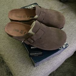 NEW BIRKENSTOCK clogs