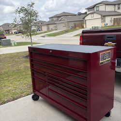 Snap on toolbox never used 1 year old