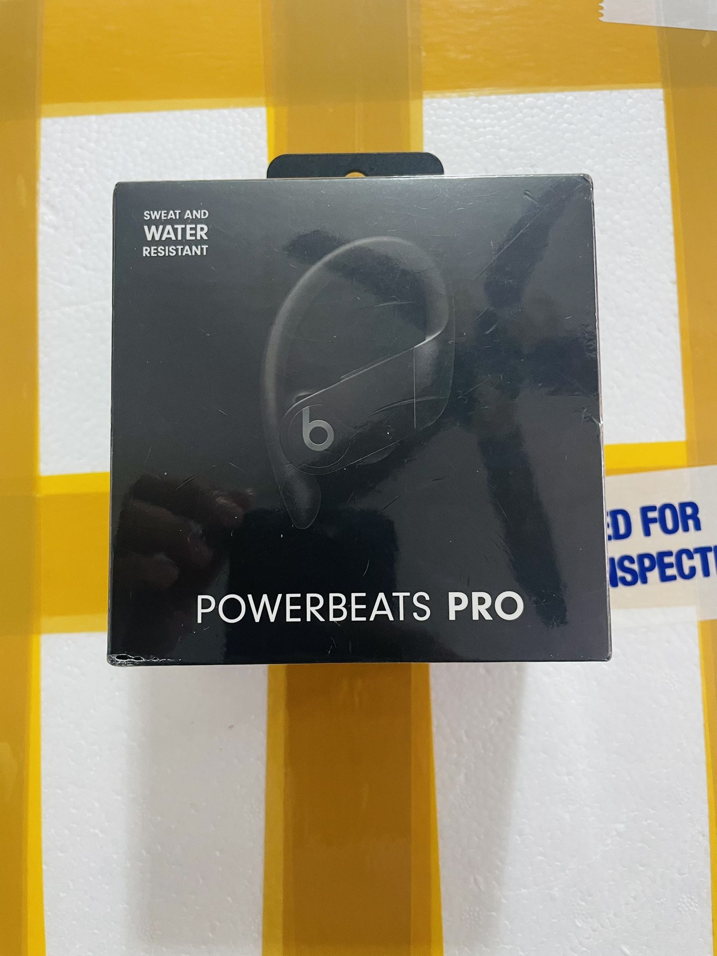 Beats PowerBeats Pro Totally Wireless Earbuds Black ( Brand New )