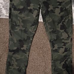 WOMEN SIZE 26 TRUE RELIGION JEANS