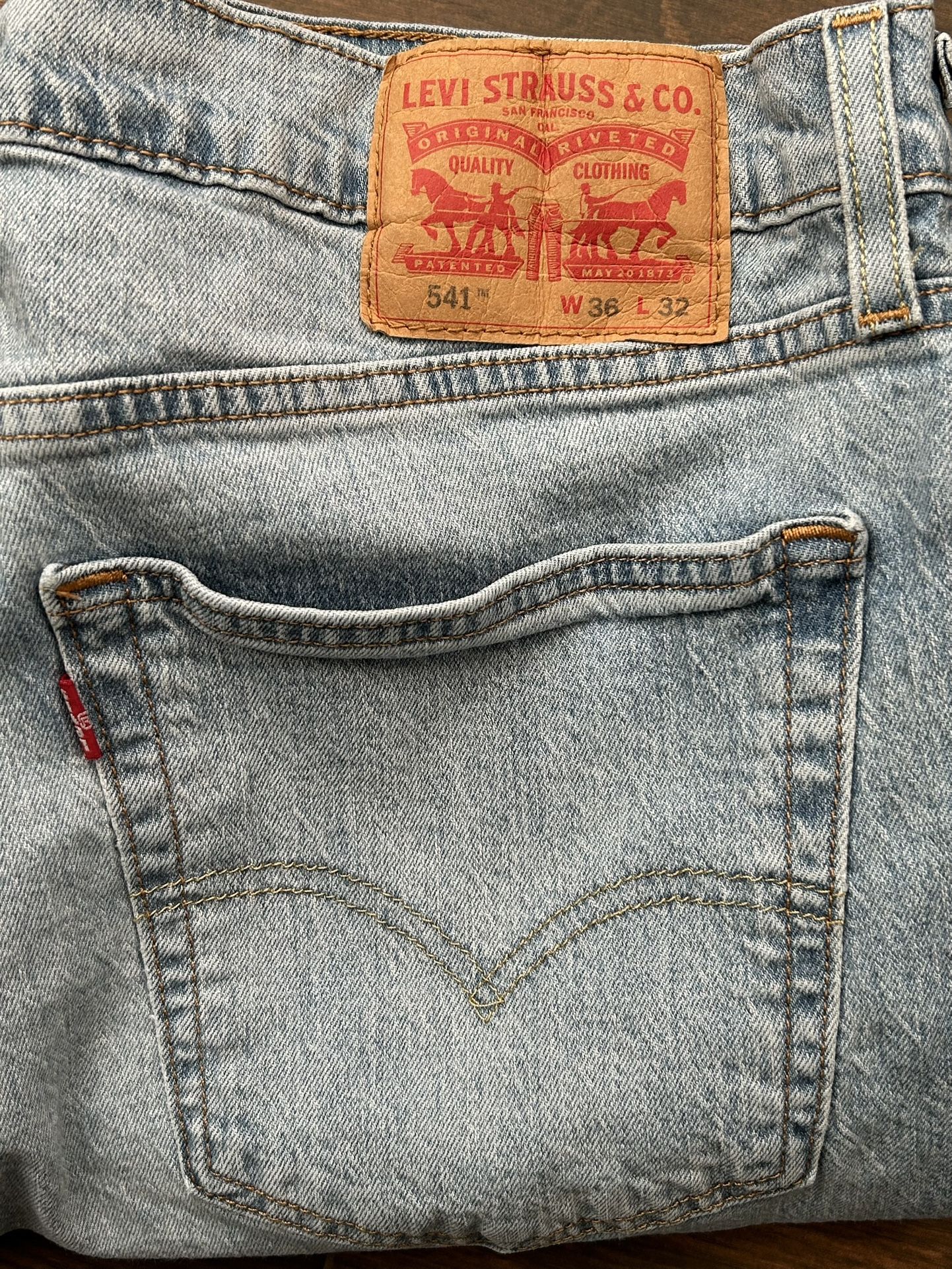 Levi 541 Size 36x32
