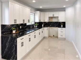 REAL WOOD!! DISASSEMBLED White Shaker Kitchen Cabinets with Black Granite Countertops and backsplash