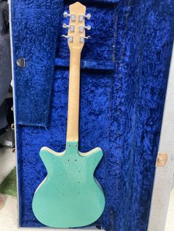 Electric guitar