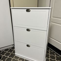 Shoe cabinet with 3 flip drawers 