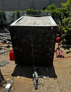 Small utility trailer