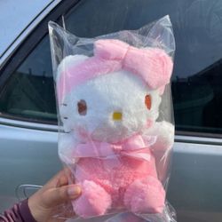 Hello Kitty Plush Gift 