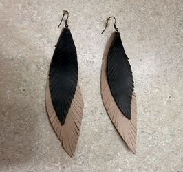 Black/Tan Feather Earrings