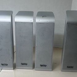 Infinity TSS-SAT 1200 Satellites Pair Lot Of 4 Infinity TSS-SAT 1200. Used in good condition with some cosmetic blemishes. These blemishes are in the 