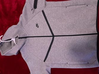 Nike tech grey size L