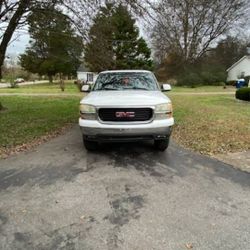 2004 GMC Yukon
