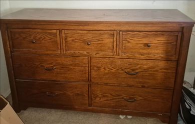7-Drawer Oak Wood Dresser