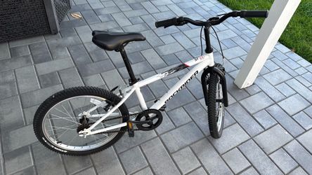 Decathlon ST100 Rockrider 20 inch Bike