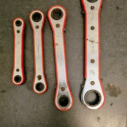 Set Of Ratchet Wrenches 
