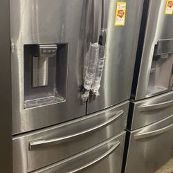 SAMSUNG RF24RSR 23 cu. ft. 4-Door French Door Refrigerator