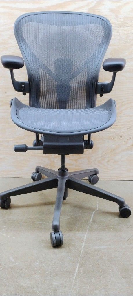 Herman Miller Aeron Remastered Sz B PosturFit SL Office Chair - Still Available/Read Description