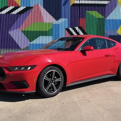 2024 Ford Mustang 