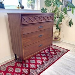 Vintage Mid Century Modern Walnut Wooden Highboy Dresser by Bassett