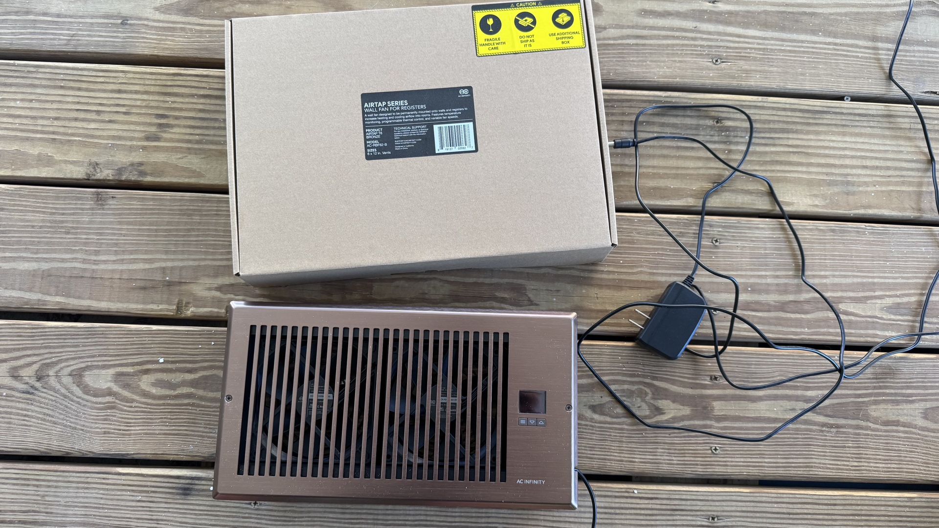 AC Infinity AIRTAP T6 (6x12) Smart Vent Booster – Like New